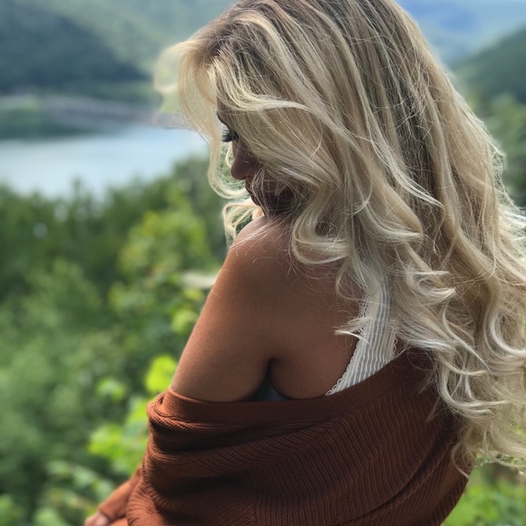 Meet your Posher, Danielle - Picture 5 of 13